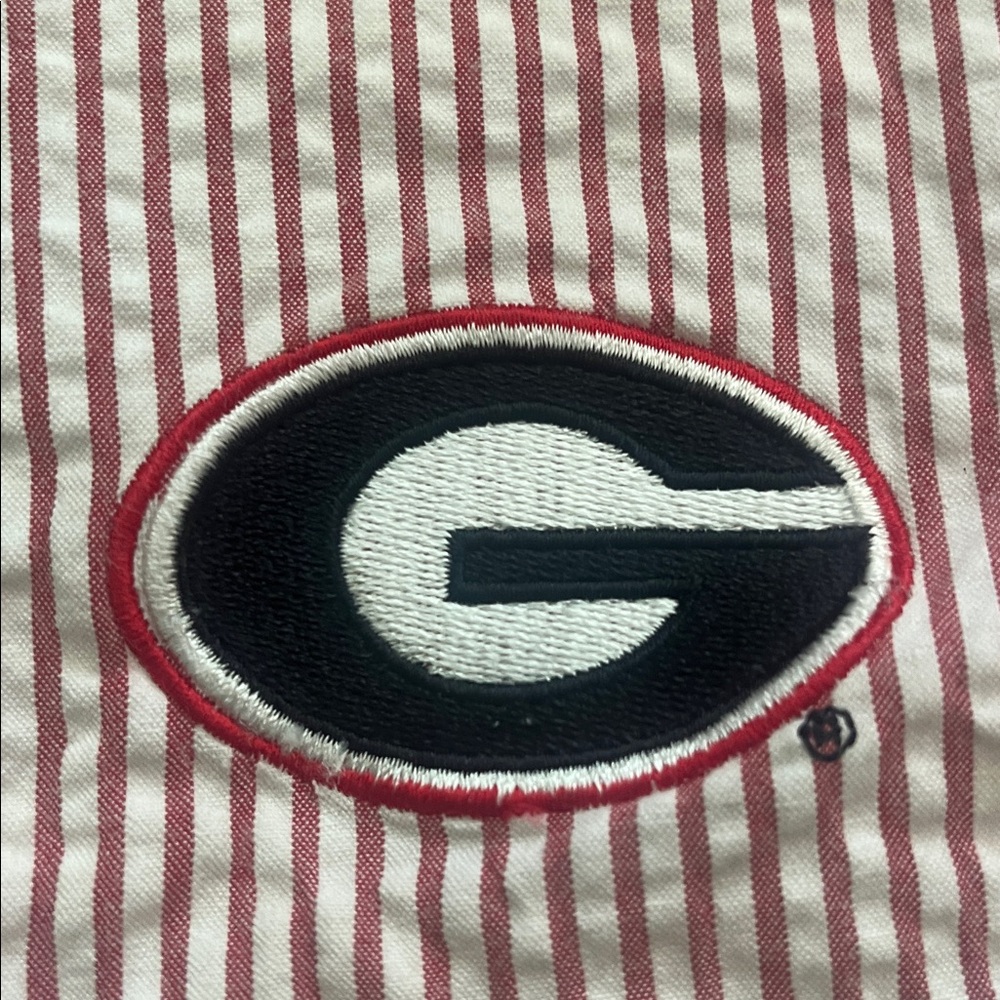 St. Berg Couture Seersucker Striped Red & White Women Georgia Bulldogs Shorts - Picture 2 of 4
